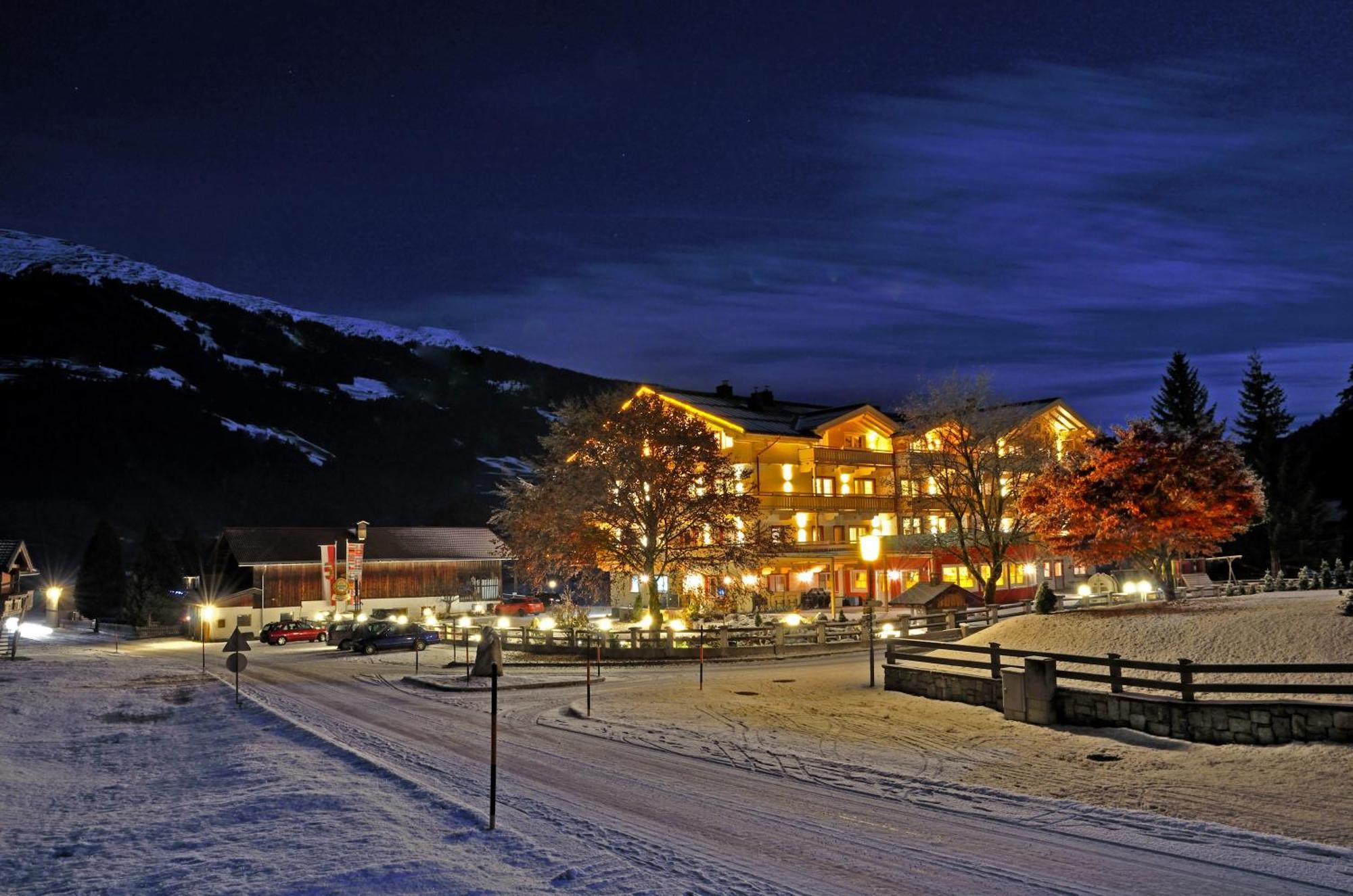 Hotel Grundlhof Брамберг-ам-Вільдкогель Екстер'єр фото
