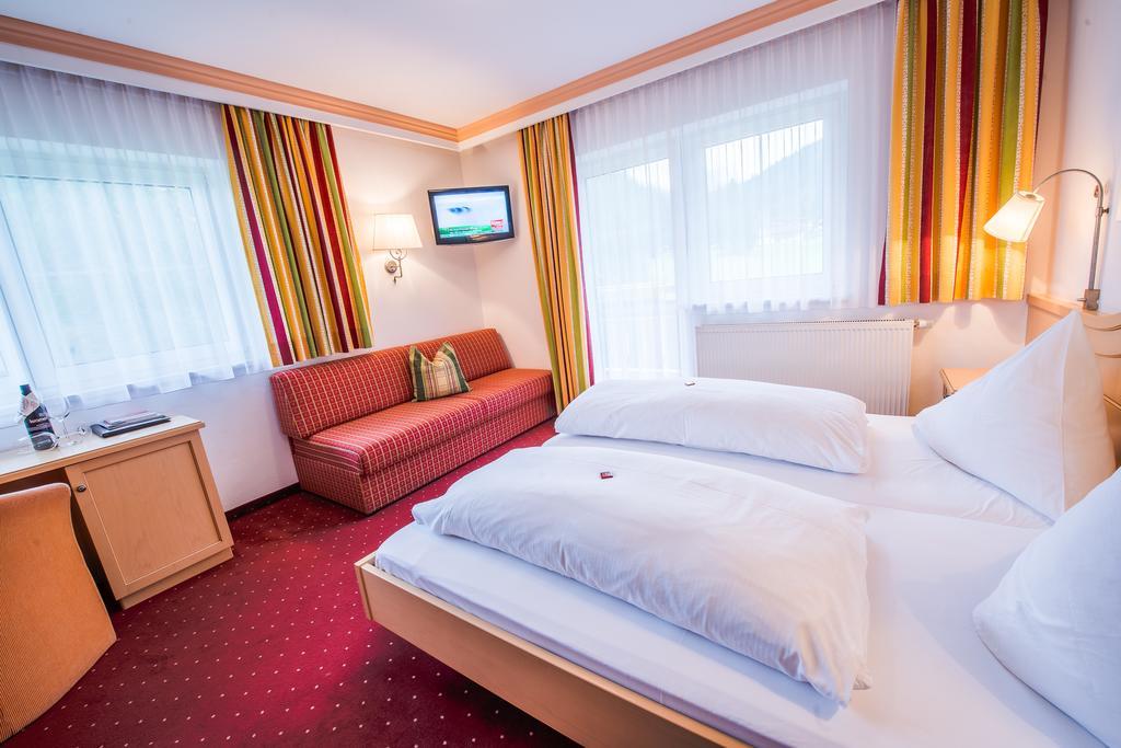 Hotel Grundlhof Брамберг-ам-Вільдкогель Екстер'єр фото
